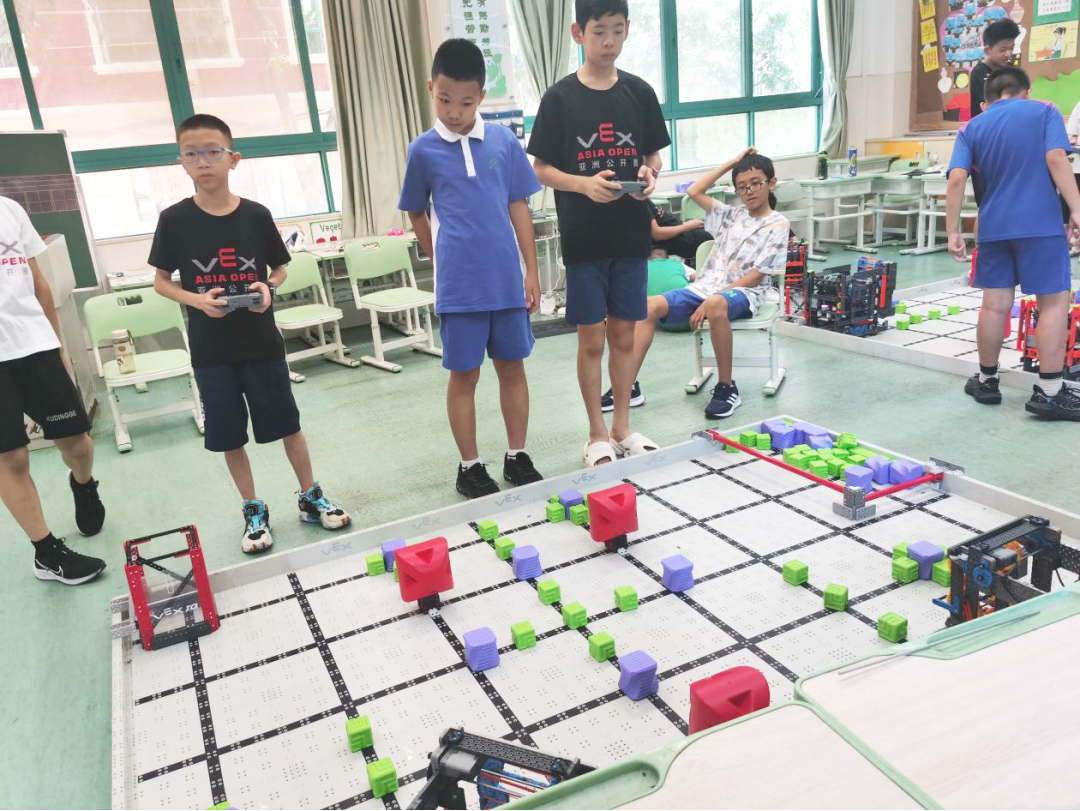 VEX 競(jìng)賽營(yíng)15.png